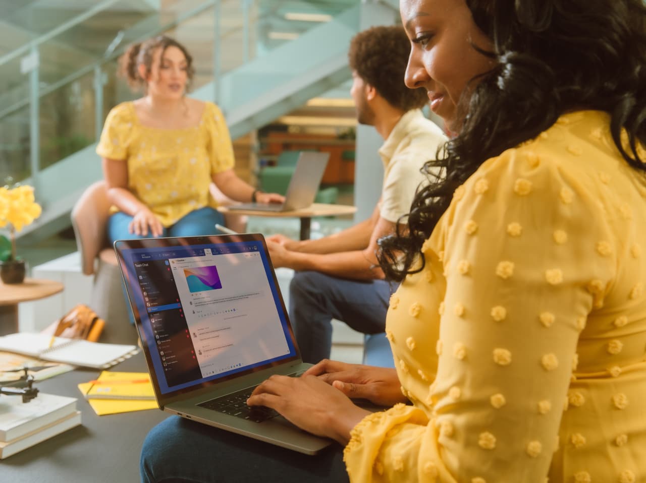 How to use instant messaging